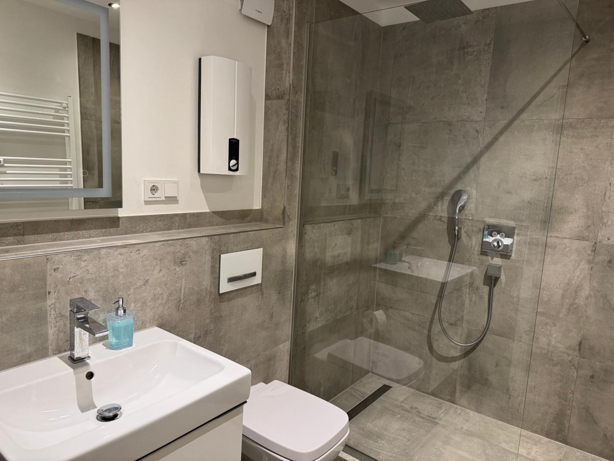 Graf-adolflux Apartment